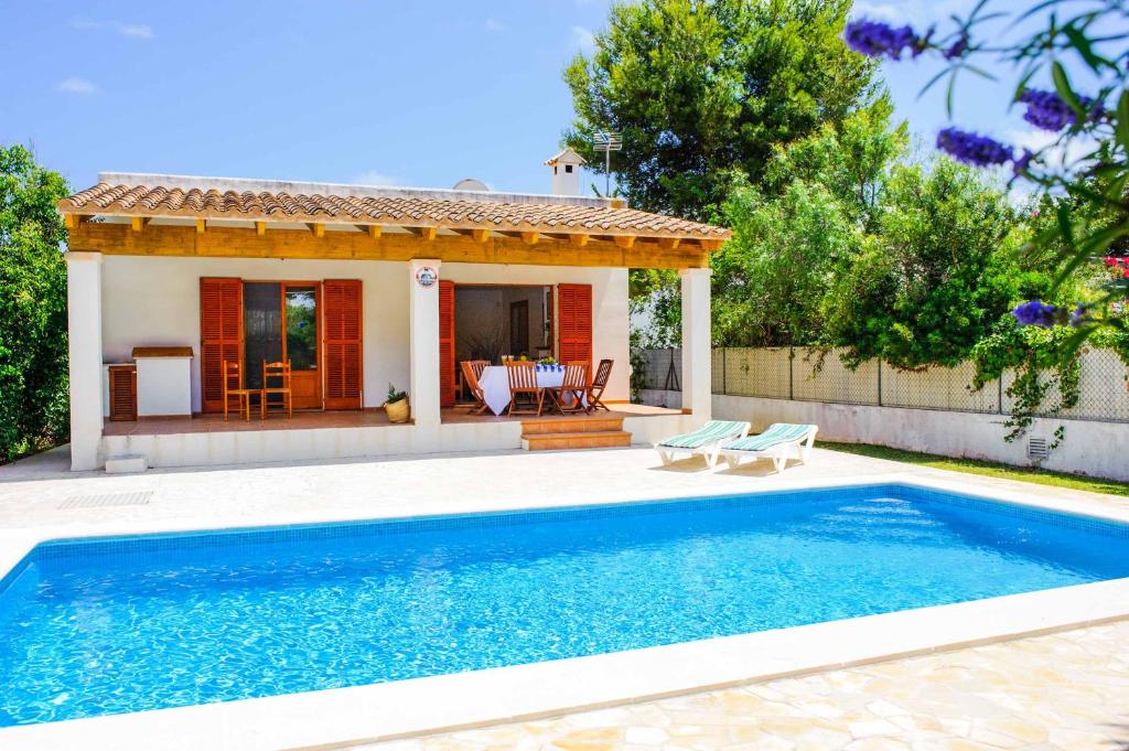 Villa con piscina y casa en Villa Punta des Port Catorce en Santanyí