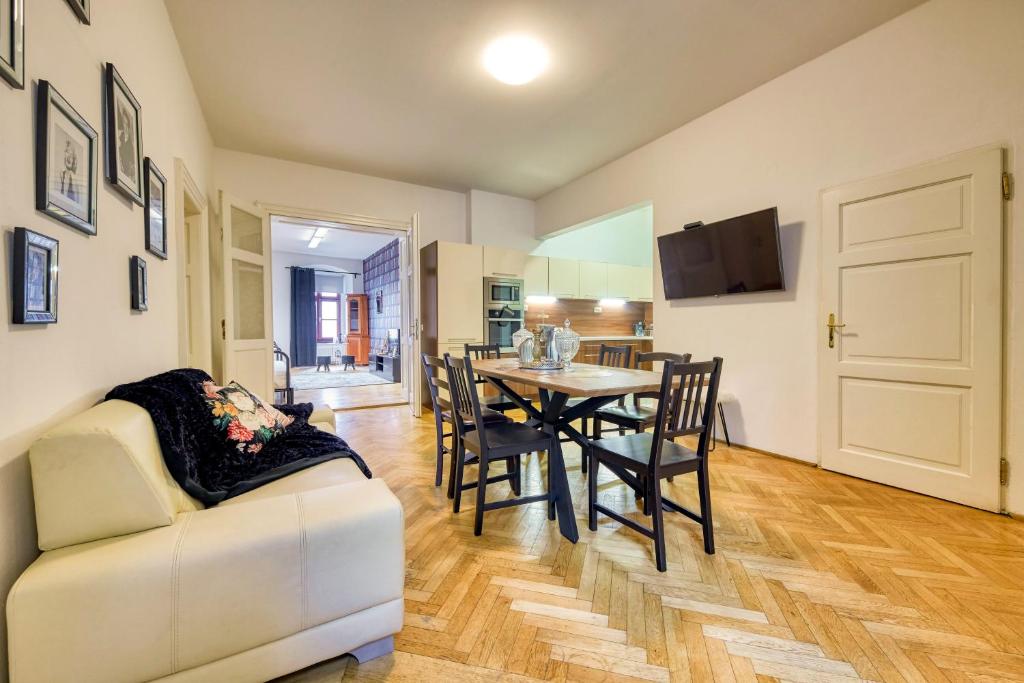 CityLife Residence - Superior Apartment