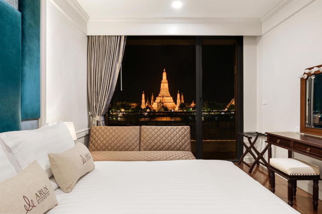 ARUN Riverside Bangkok - Deluxe Doppelzimmer Mit Balkon