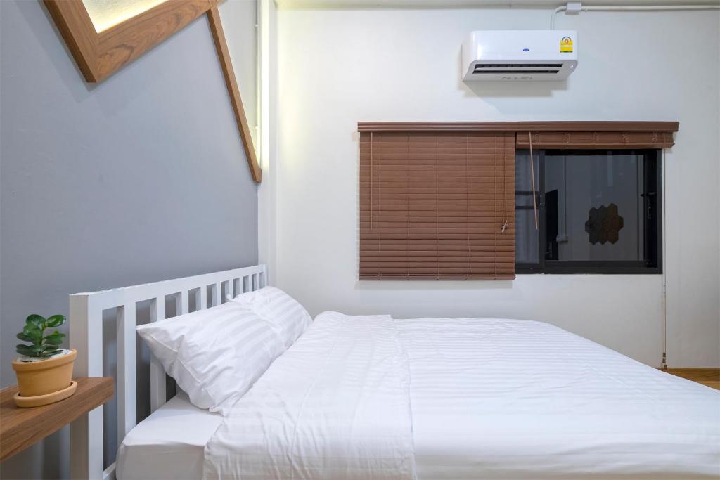 Postel nebo postele na pokoji v ubytování BED Friends Poshtel