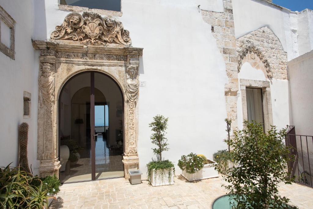 Фасад или вход в La Sommità Relais & Chateaux