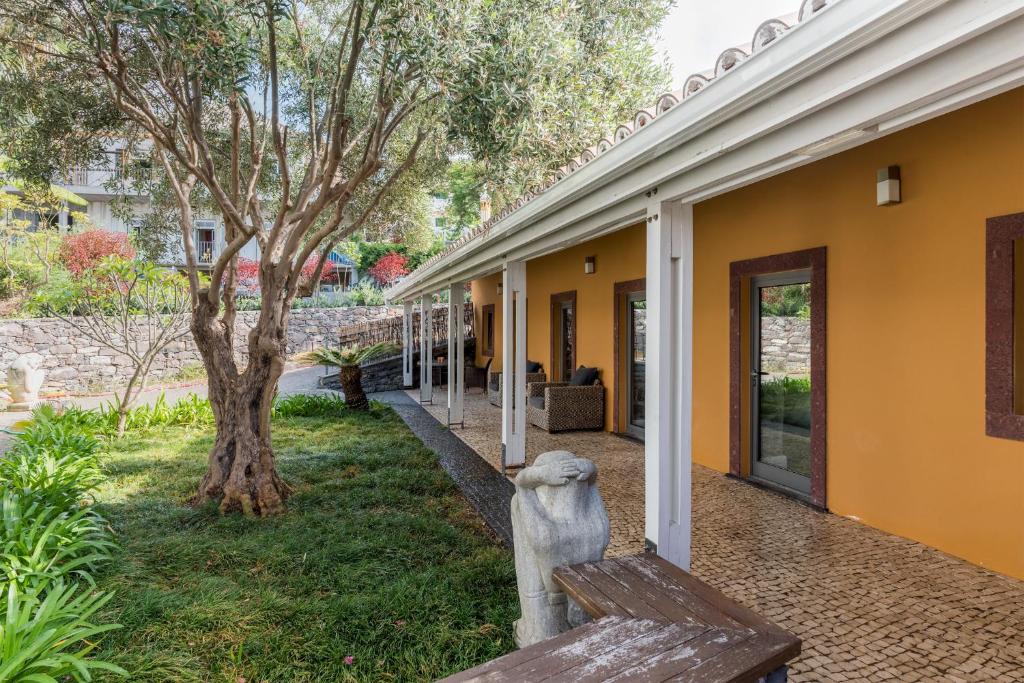 Number 15 Ocean & City View Villas - 2