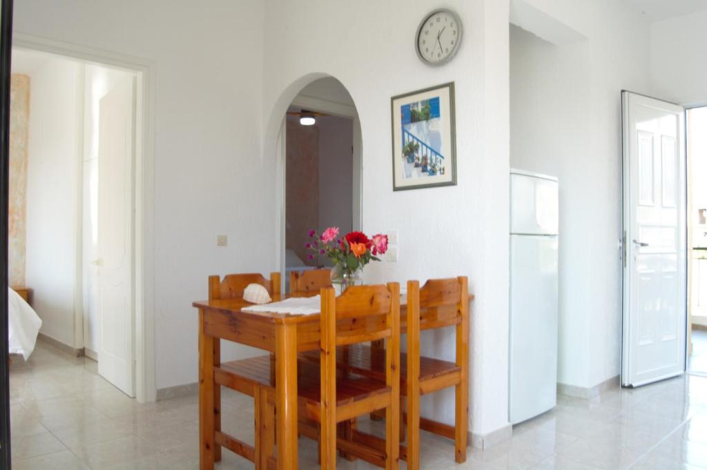 Kuchyň nebo kuchyňský kout v ubytování Odyssia Apartments