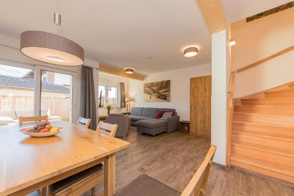 Posezení v ubytování Grossglockner Chalets Zell am See
