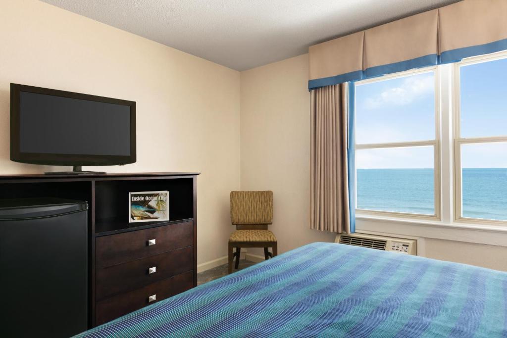 Harrison Hall Hotel photo