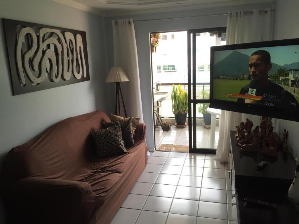  Apartamento 2 dormitórios completo (109O)
