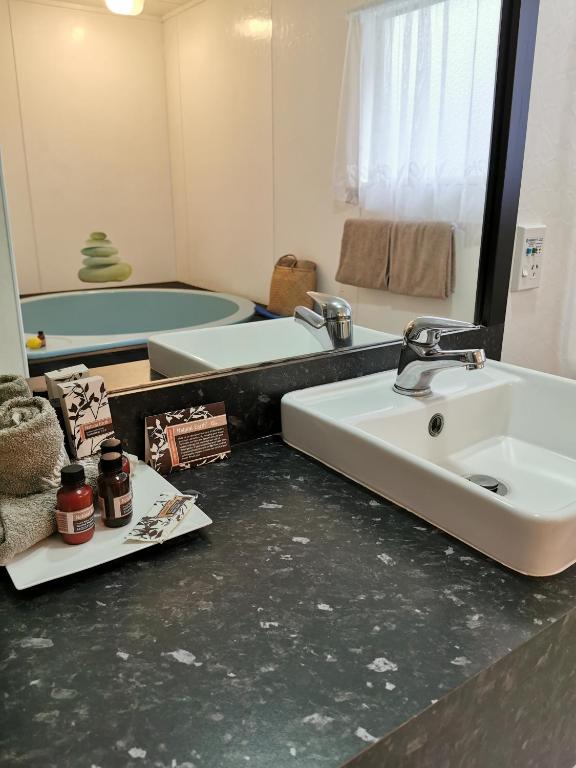 Capri on Fenton - Resim 34