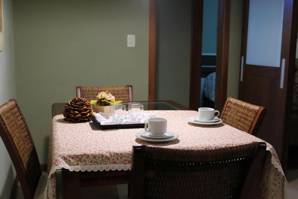 Rosa Apartamento Araucárias 203  Rosa Apartamento Araucárias 203