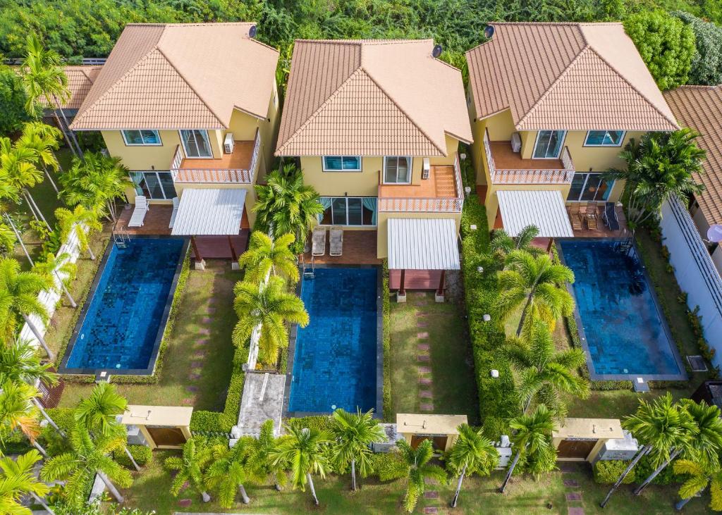 Blu Marine Hua Hin Resort and Villas - Resim 14