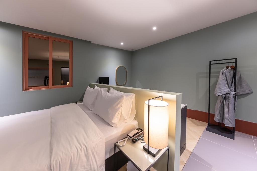 Brown Dot Hotel Seong Seo - Chambre Double Supérieure