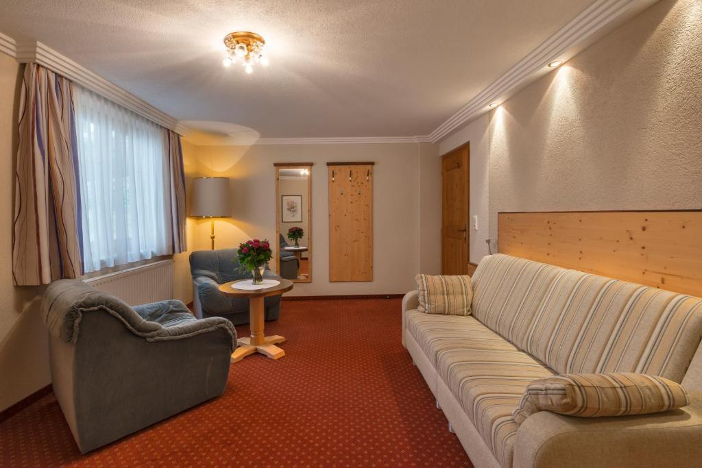 Posezení v ubytování Hotel Ehrenreich