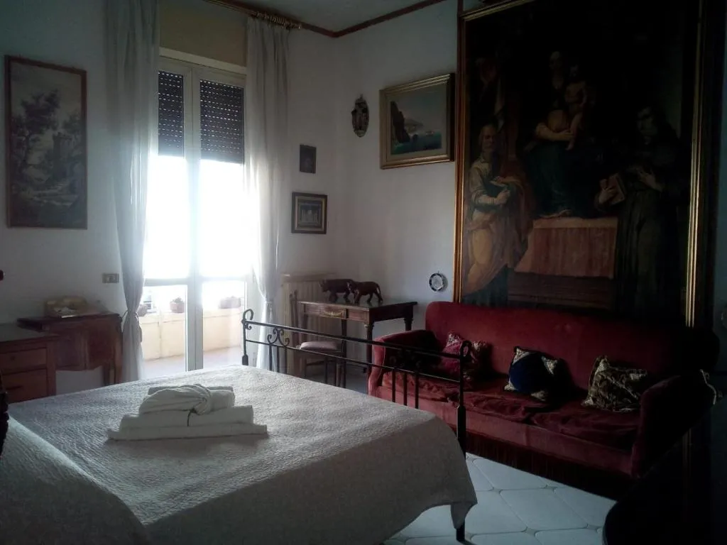 GRAN RELAIS DE CHARME A.ROSBENMAR, Napoli, Italia