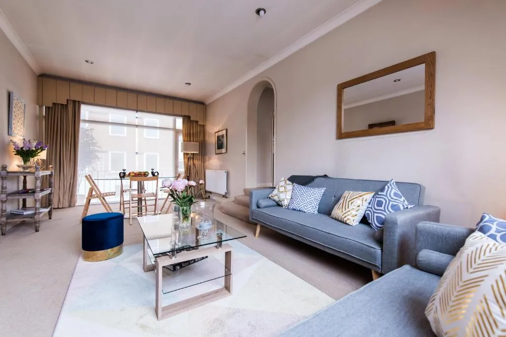 Cheval place · Exquisite Apt, Knightsbridge, 5 min to Harrods, Londra, Marea Britanie