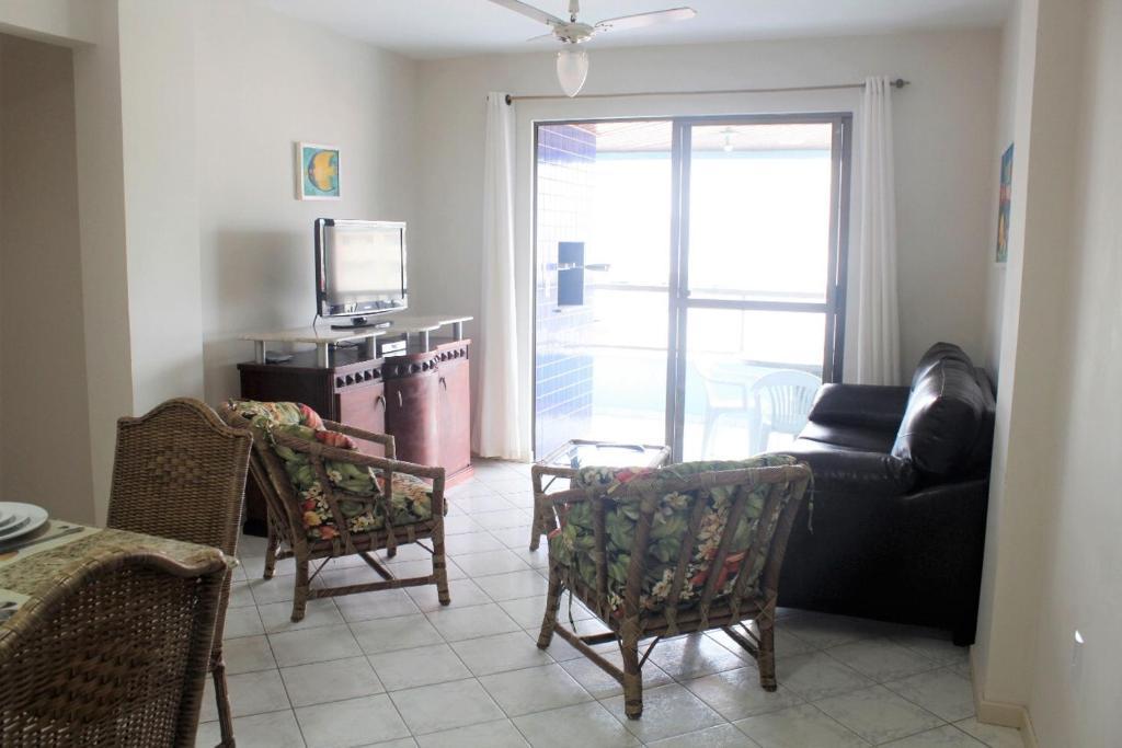  APARTAMENTO 3 DORMITÓRIOS NO CENTRO DE BOMBINHAS