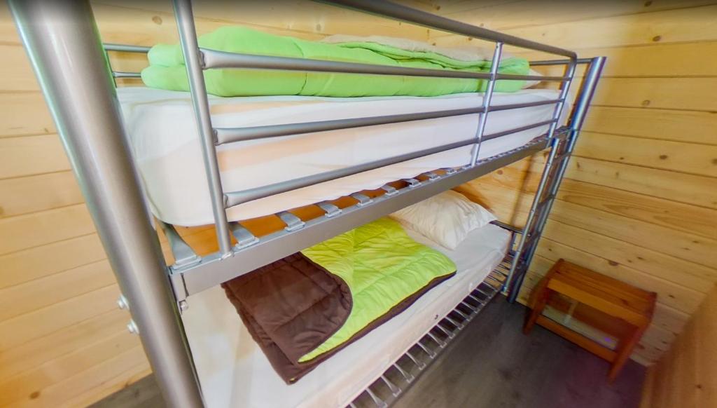 Palanda nebo palandy na pokoji v ubytování Funtana a l'Ora