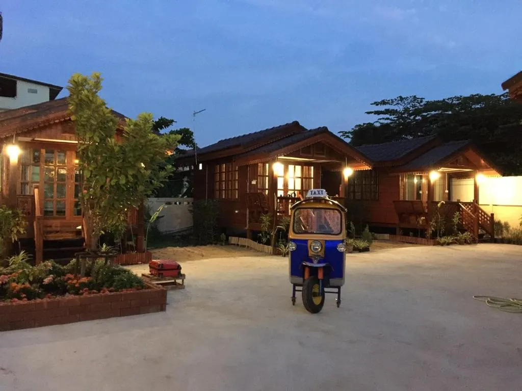 Cherry M Home Stay Near Suvarnaphumi Airport, Bangkok, Thailand
