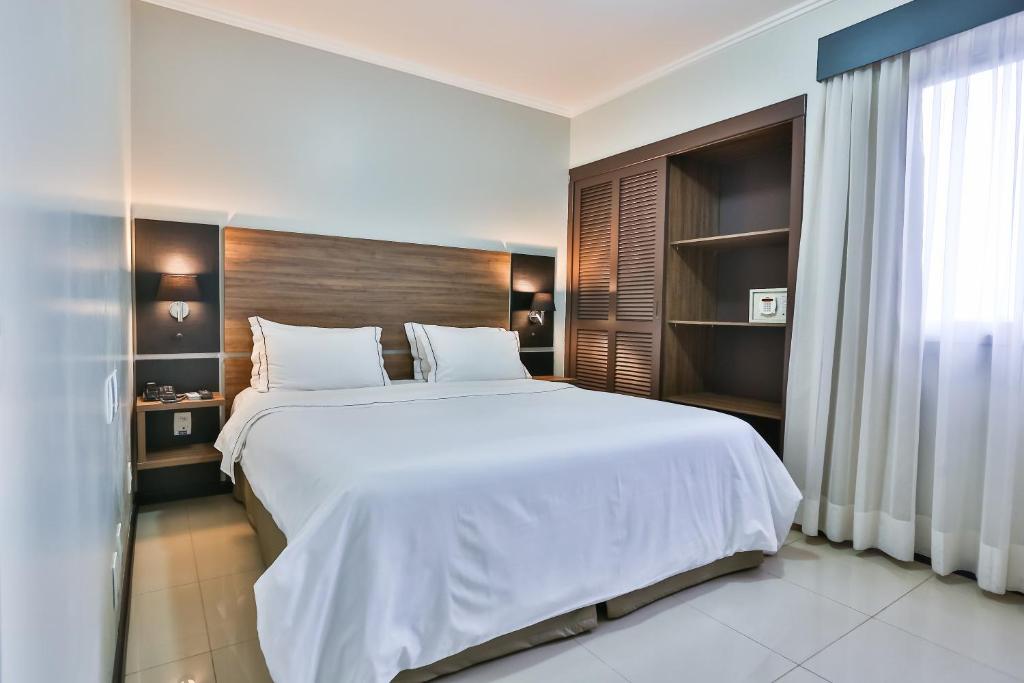  Wyndham Golden Foz Suítes