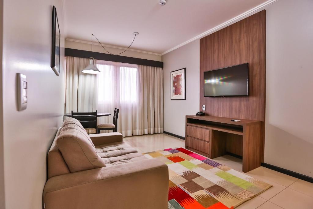  Wyndham Golden Foz Suítes