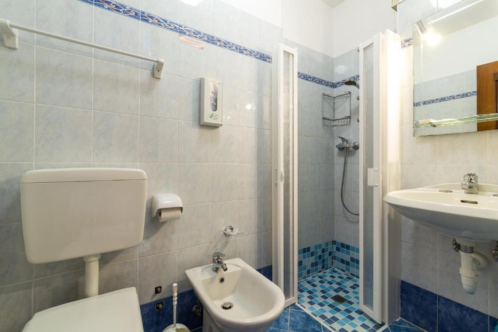 Koupelna v ubytování Hotel Vina De Mar