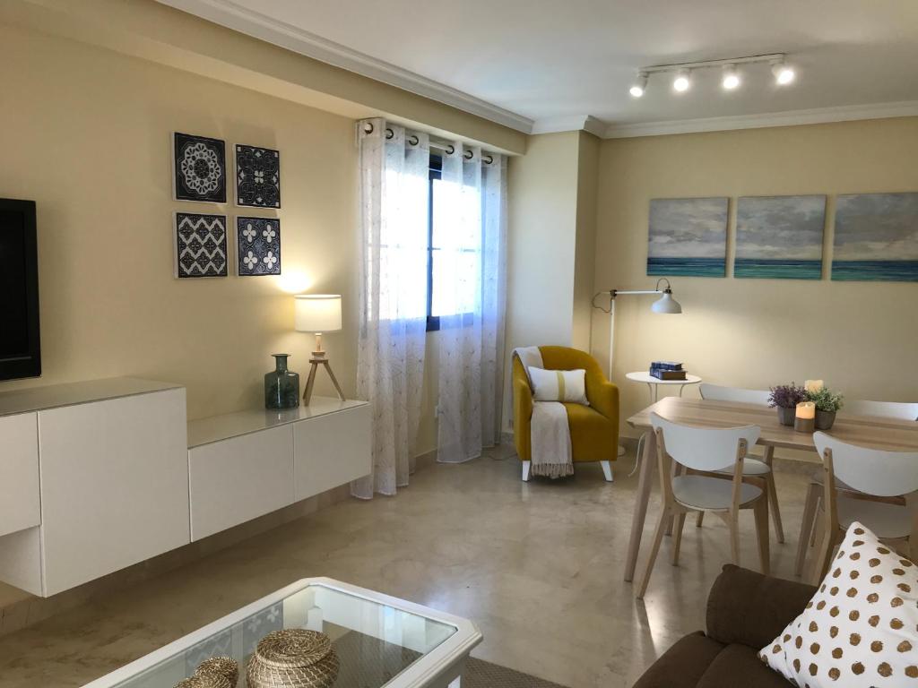 Posedenie v ubytovaní Sunandsea apartment