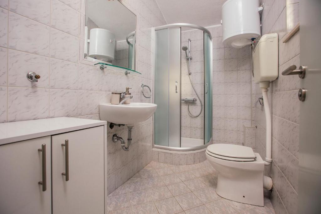 Kúpeľňa v ubytovaní Apartments Bago