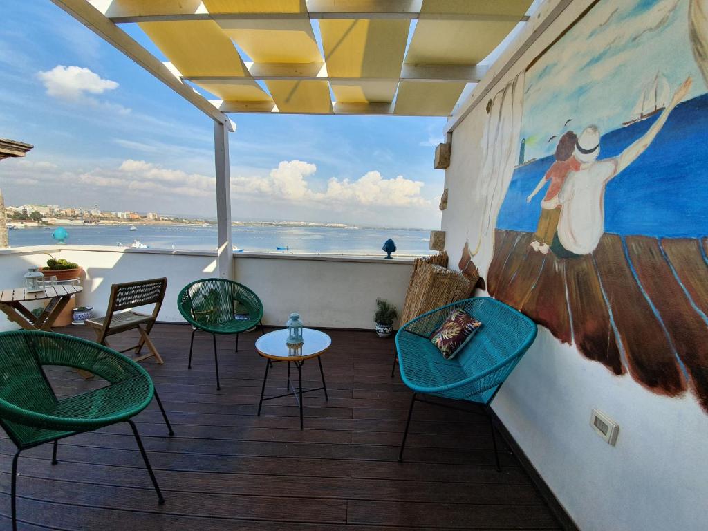 Balkón nebo terasa v ubytování B&B La Terrazza di NonnAnna