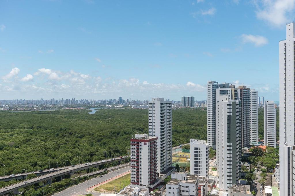  NOB2104 Excelente Flat em Boa Viagem com 2 quartos