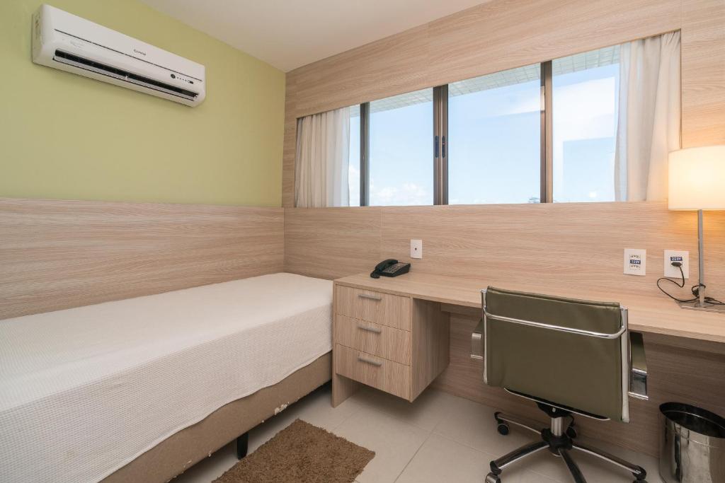  NOB2104 Excelente Flat em Boa Viagem com 2 quartos