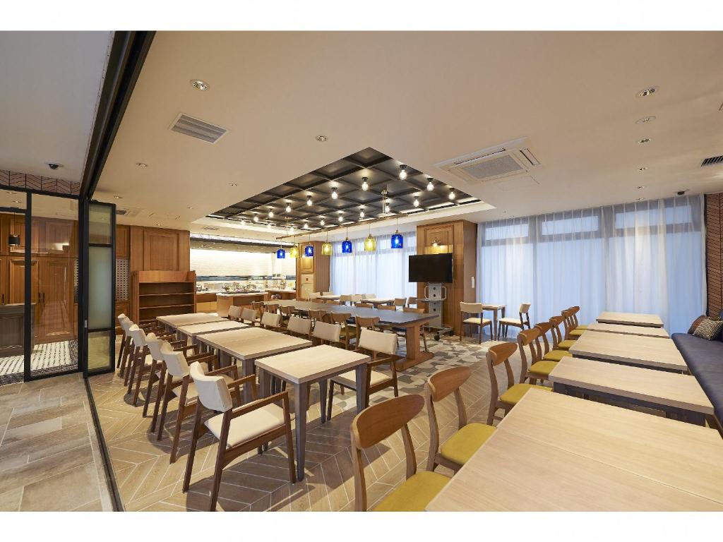 Restaurace v ubytování Sotetsu Fresa Inn Kamakura-Ofuna Higashiguchi