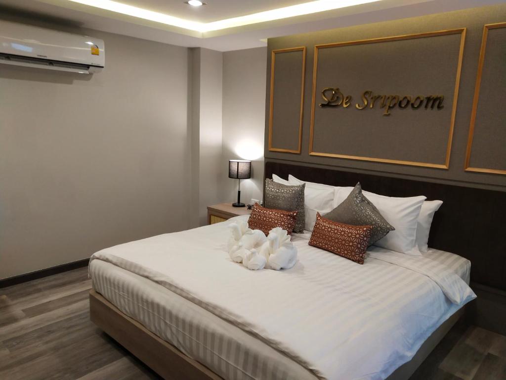 Hotel De Sripoom -SHA Extra Plus - Double Room With Balcony