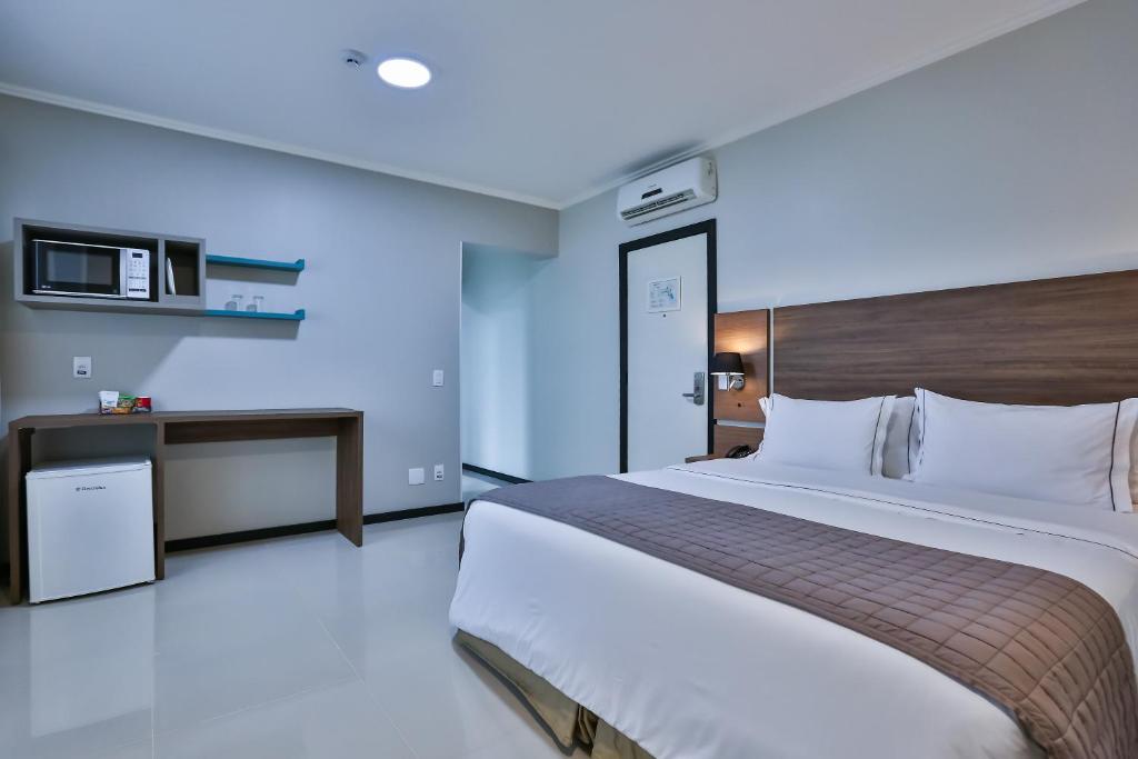  Wyndham Golden Foz Suítes