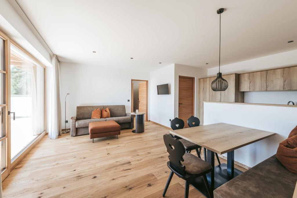 A kitchen or kitchenette at Lochbauer