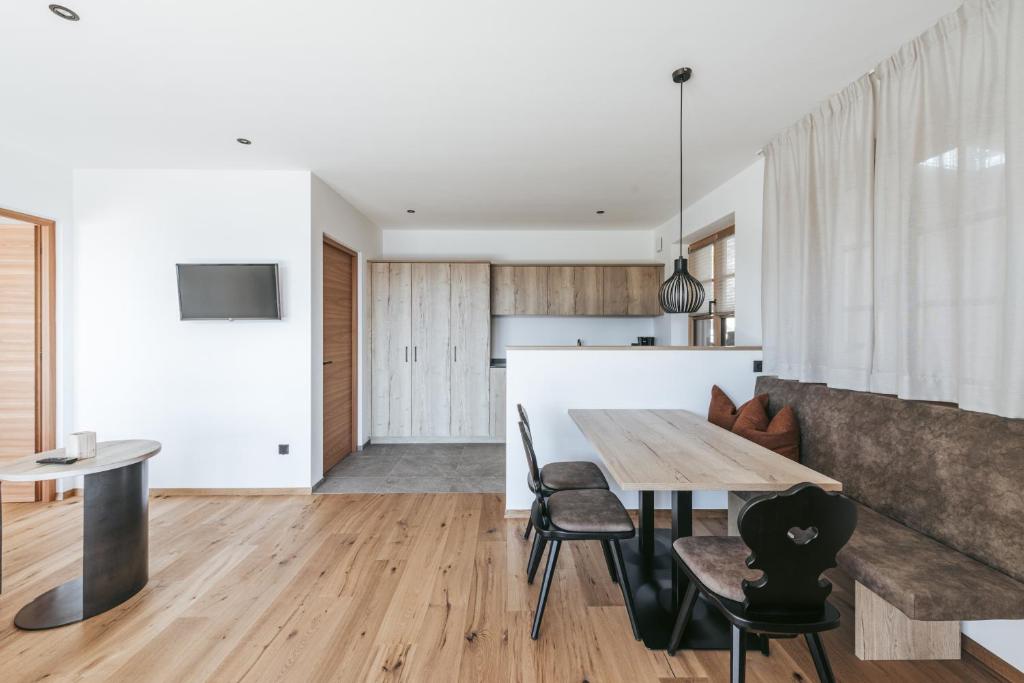 A kitchen or kitchenette at Lochbauer