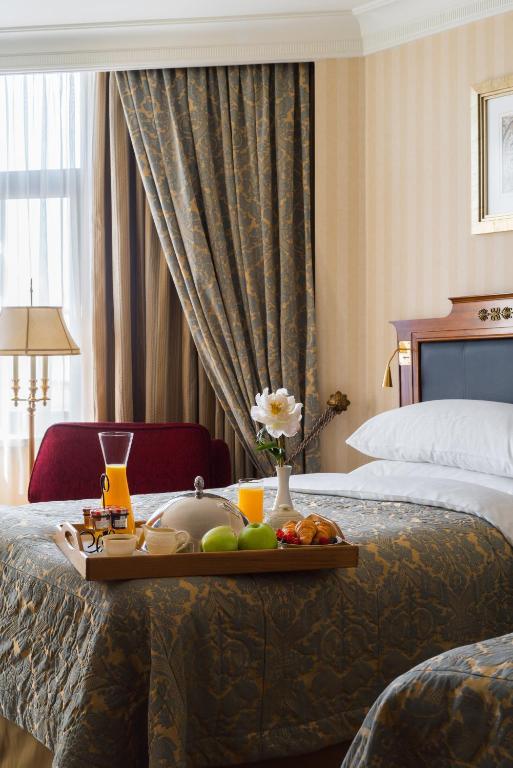 Postel nebo postele na pokoji v ubytování InterContinental - Kyiv by IHG