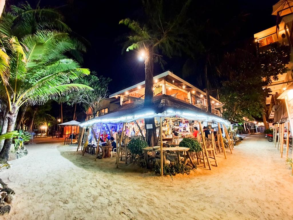 Restaurace v ubytování Cocoloco Beach Resort