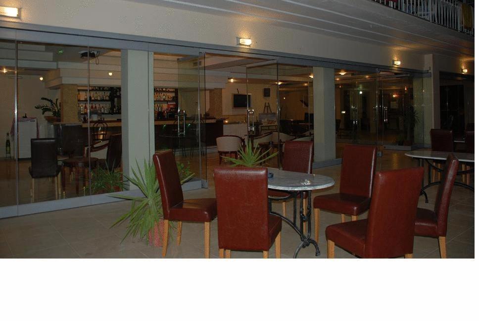 Posezení v ubytování Galini Hotel