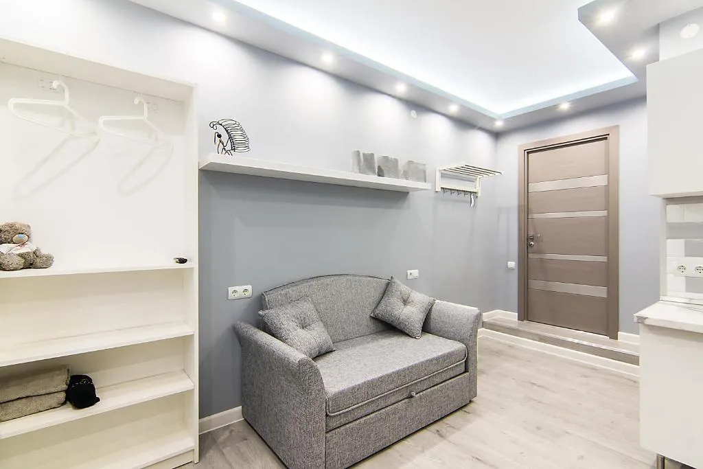 White apartment on Altufyevskoye Shosse, Moscova, Rusia