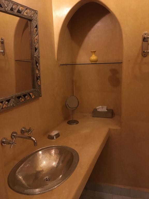 Koupelna v ubytování Riad Dar Kasal