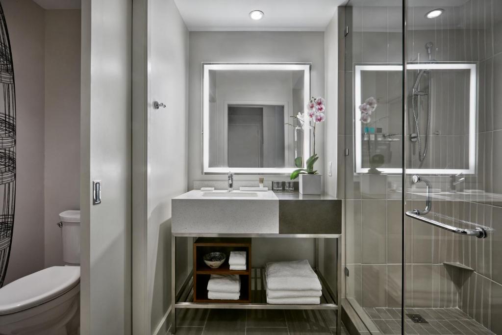 Hyatt Regency Houston Galleria - King Room