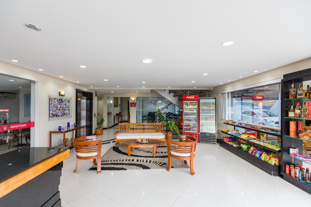  Eunapolis Plaza Hotel