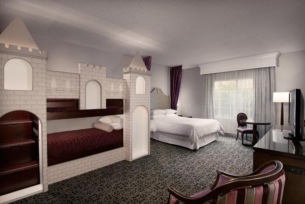 Anaheim Majestic Garden Hotel photo