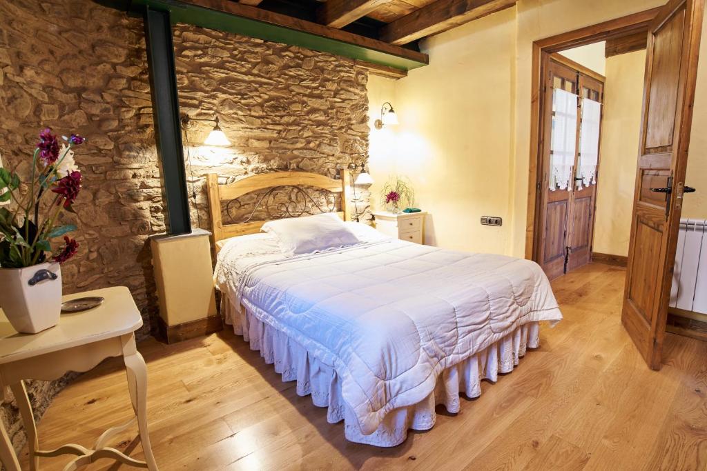 Postel nebo postele na pokoji v ubytování Apartamentos Solsalient