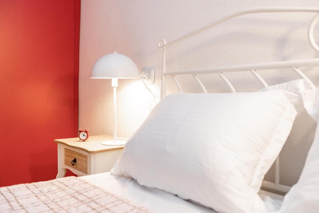 Postel nebo postele na pokoji v ubytování Guest House Nana