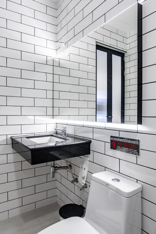 Koupelna v ubytování Chaantalay Hotel