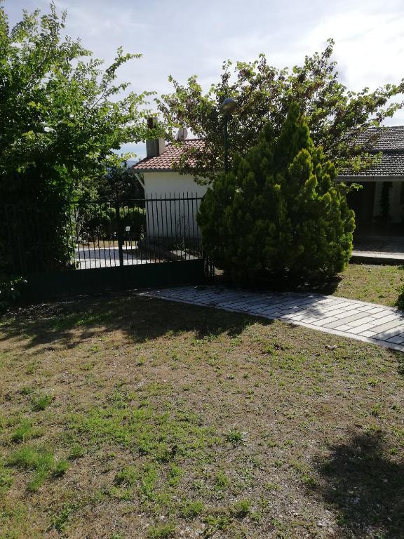 Vonkajšia záhrada v ubytovaní Bed and Breakfast "POGGIO MARANO"