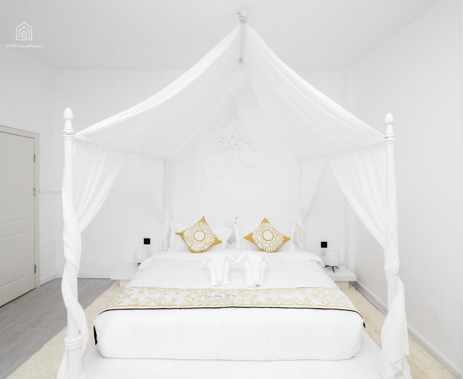 SYRI Boutique Guesthouse Restaurant & Cafe - Deluxe King Room