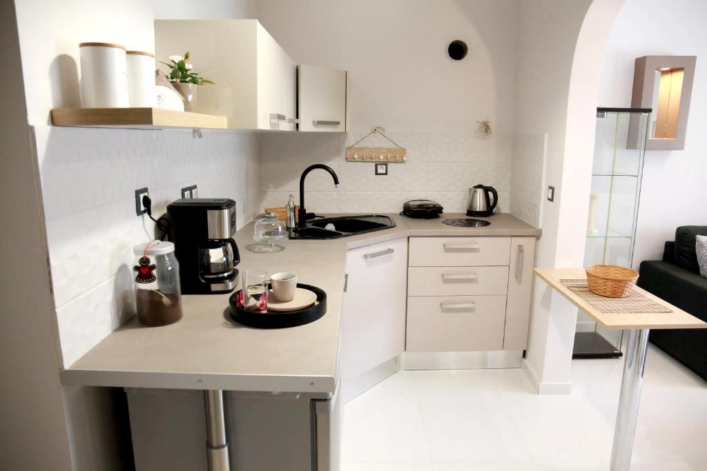 Kuchyň nebo kuchyňský kout v ubytování Hope home