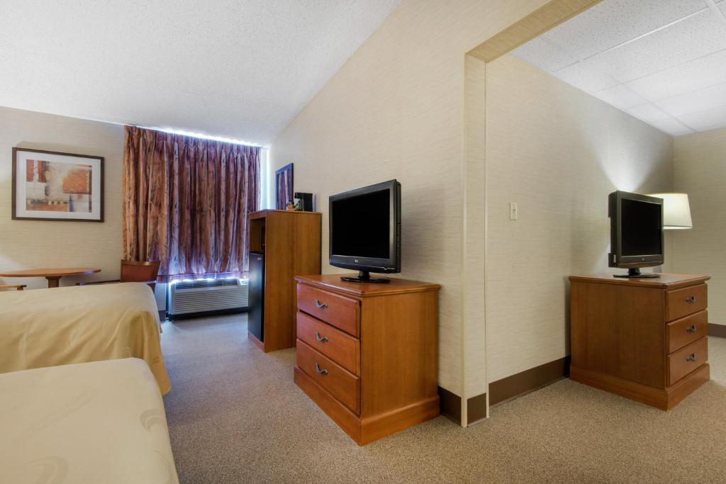 Quality Inn & Suites Mansfield - Suite De Lujo