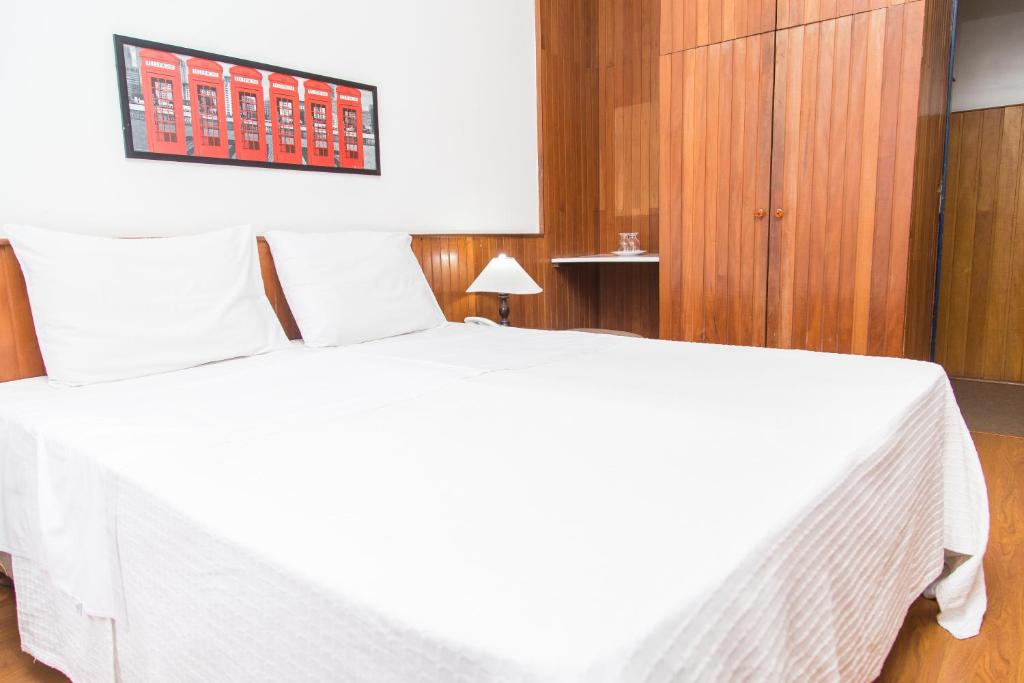  Hotel Londres