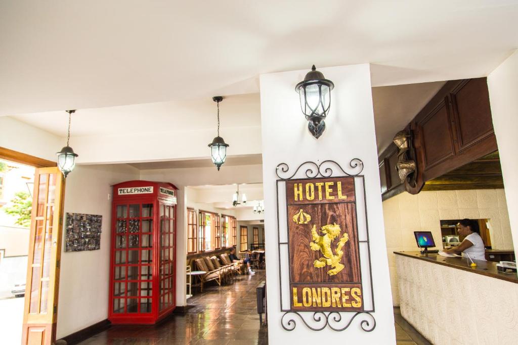  Hotel Londres